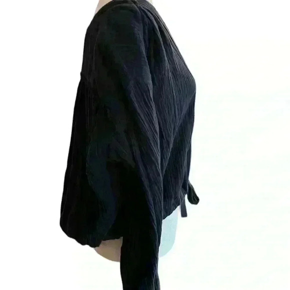 FREE PEOPLE Navy Long Sleeve Boho Blouse Size Small​ - Picture 3 of 8